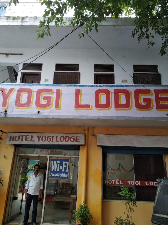 Hotel Yogi Lodge Khajurāho Exterior photo